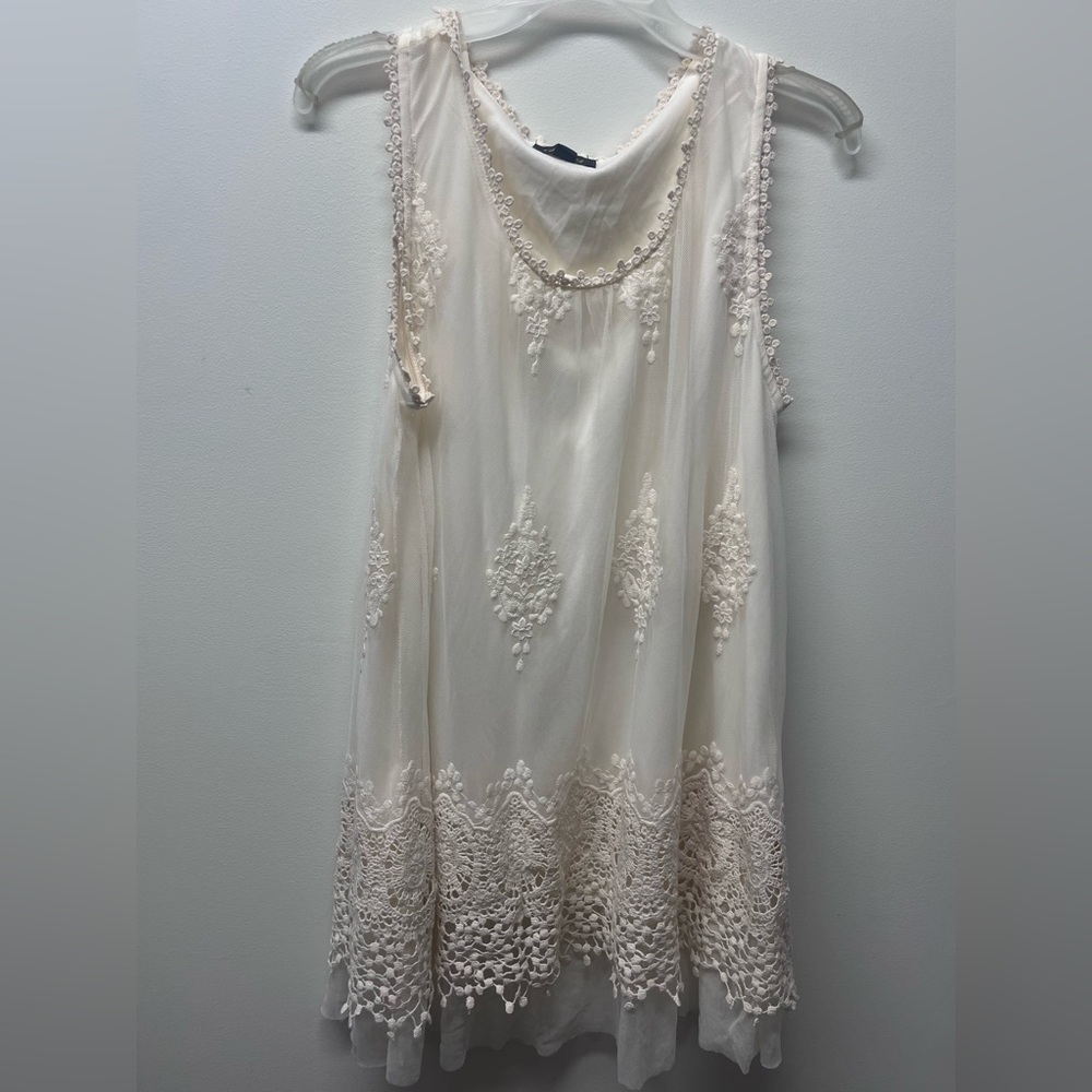 Chic Ivory Lace Wedding Dress